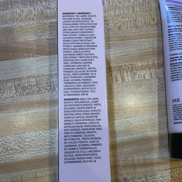 Mary Kay Timewise 3-in-1 Cleanser for oily skin New in box Discontinued - Picture 3 of 3